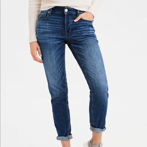 AE Tomgirl Jeans